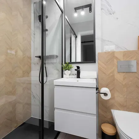 Cosy In The Centre Remote Work By Renters