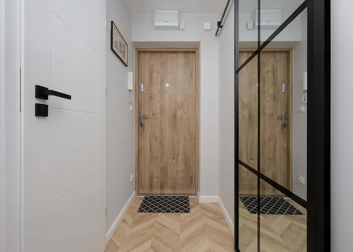 Cosy In The Centre Remote Work By Renters Apartment *