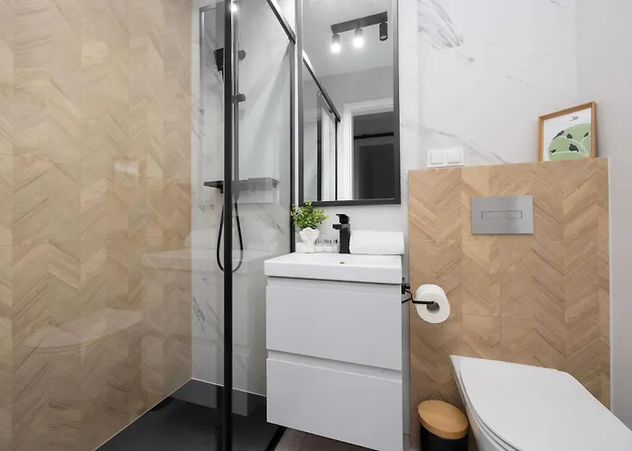 Cosy In The Centre Remote Work By Renters